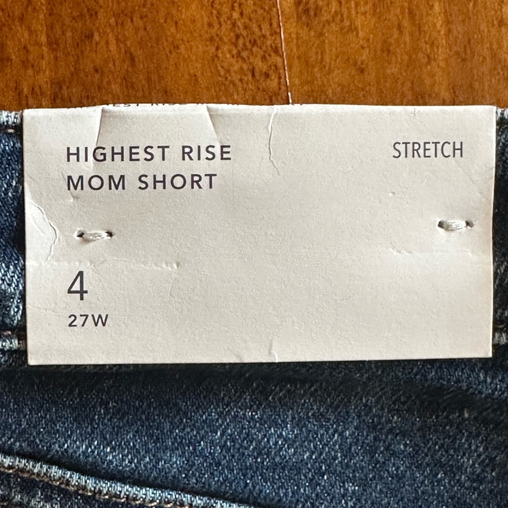 American Eagle Outfitters•women’s highest rise mom shorts•size 4•blue•NWT•new - Picture 4 of 15